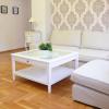 Apartament nr 1 - Pokój gościnny, salon, sofa, stolik