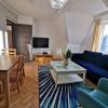 Apartament nr 3 - Pokój gościnny, telewiozor, stół